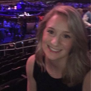 Meet your Posher, Julianne